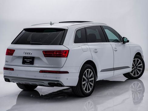Used 2019 Audi Q7 3.0T Prestige w/ Prestige Package image 11