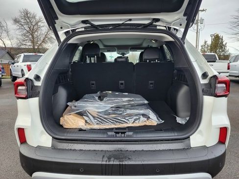 New 2025 Ford Escape Base image 15