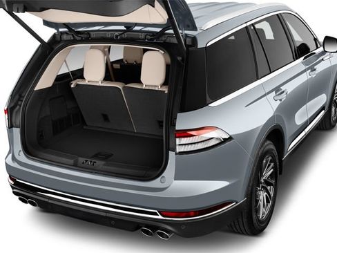 Used 2025 Lincoln Aviator Reserve w/ Luxury Package AWD/4WD image 7