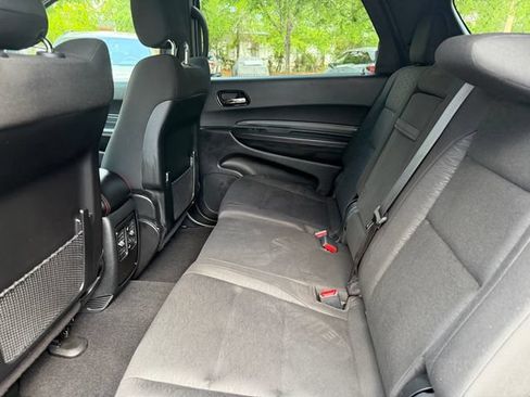 Used 2025 Dodge Durango GT RWD image 13