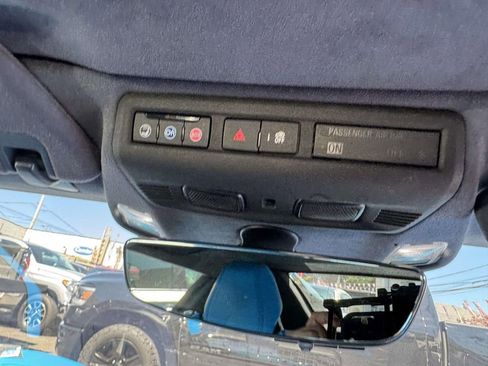 Used 2021 Chevrolet Corvette Stingray Premium Conv w/ Z51 Performance Package image 24