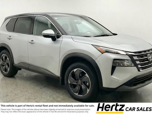Used 2025 Nissan Rogue SV FWD image 1