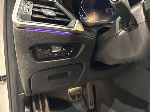 Used 2021 BMW 330i xDrive Sedan w/ M Sport Package image 18