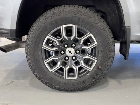 New 2025 Chevrolet Colorado Z71 w/ Technology Package image 31