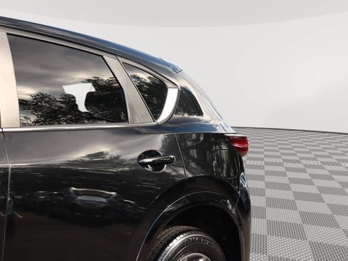 Used 2025 MAZDA CX-5 AWD 2.5 S w/ Select Package image 11