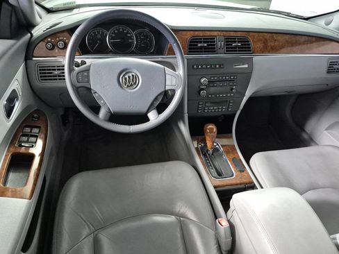 Used 2005 Buick LaCrosse CXS w/ Gold Convenience Package FWD image 10