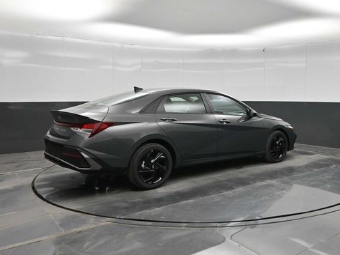 New 2026 Hyundai Elantra Sport FWD image 8
