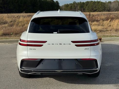 New 2026 Genesis GV70 2.5T Advanced image 12