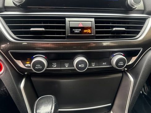 Used 2019 Honda Accord Sport image 15