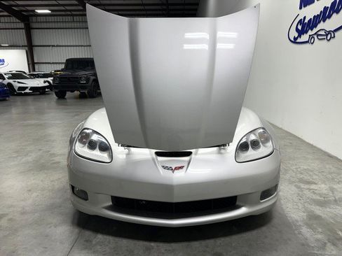 Used 2008 Chevrolet Corvette Z06 w/ Preferred Equipment Group RWD image 17