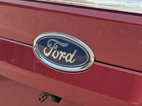 Used 2019 Ford Fusion Energi Titanium FWD image 8