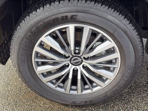 Certified 2024 Nissan Armada SL w/ Captain's Chairs Package image 9