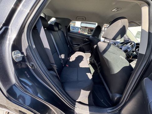 Used 2009 Toyota Matrix Base 4dr Wagon 4A image 50