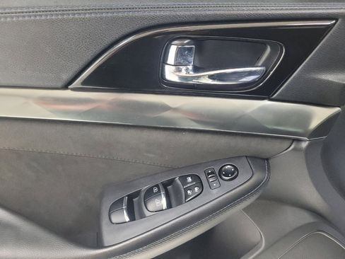 Used 2016 Nissan Maxima SR FWD image 27