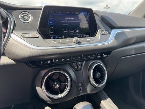 Used 2020 Chevrolet Blazer LT AWD/4WD image 15