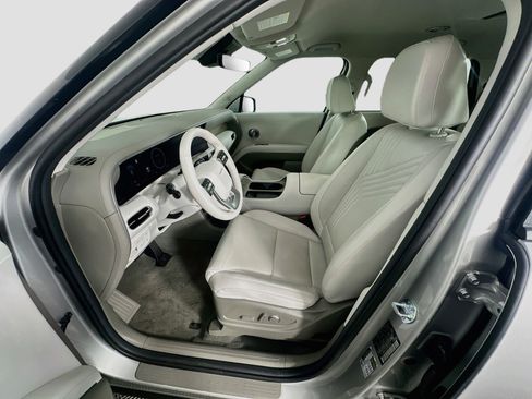 Used 2026 Hyundai Palisade SEL FWD image 13
