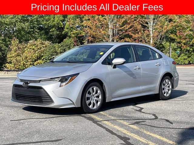 Used 2024 Toyota Corolla LE FWD image 1