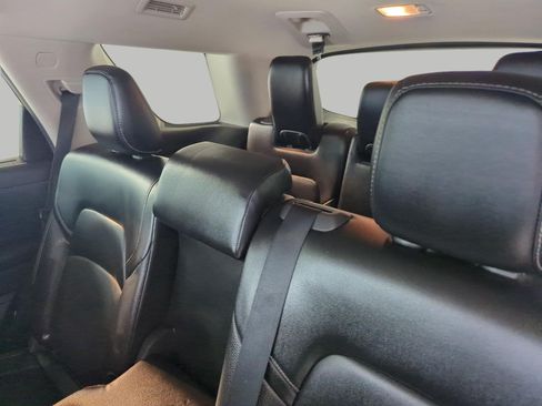 Used 2023 Nissan Pathfinder SL AWD/4WD image 49
