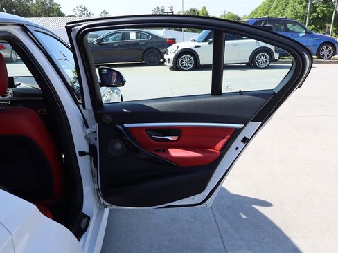 Used 2016 BMW 340i xDrive Sedan image 40