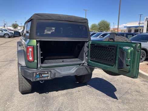 Used 2022 Ford Bronco Wildtrak image 37