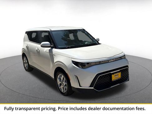 Used 2025 Kia Soul LX w/ LX Technology Package FWD image 1