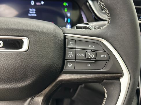 Used 2023 Jeep Grand Cherokee 4WD 4xe image 20