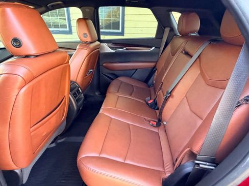 Used 2020 Cadillac XT5 Premium Luxury image 20