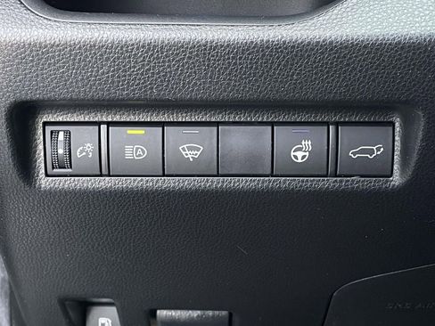 Used 2020 Toyota RAV4 XSE image 10