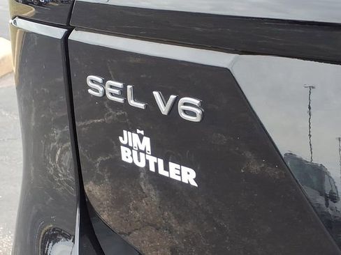 Used 2022 Volkswagen Atlas SEL R-Line image 27