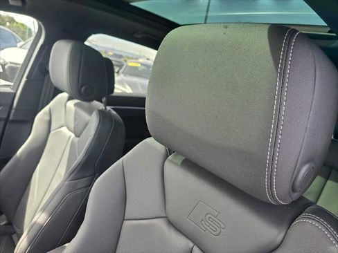 Certified 2024 Audi Q3 2.0T Premium Plus image 25