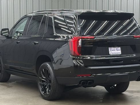 Used 2026 GMC Yukon Denali w/ Sun & Power Step Package AWD/4WD image 3