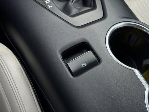 Used 2024 Ford Mustang Premium RWD image 75