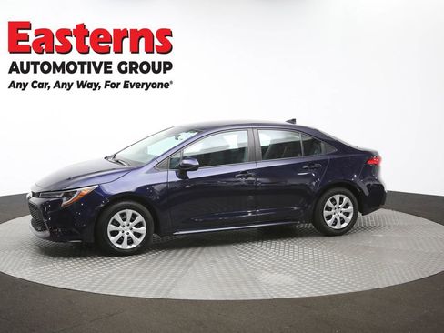 Used 2022 Toyota Corolla LE image 58