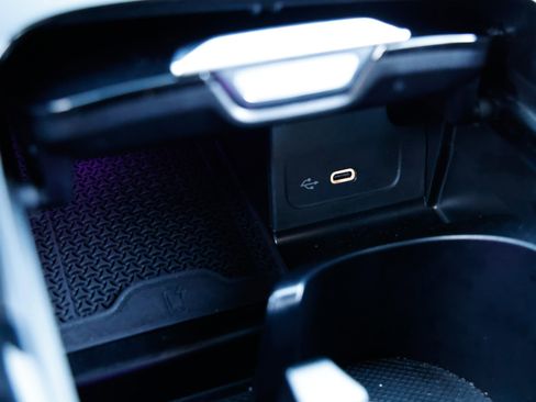 Used 2024 Mercedes-Benz C 300 Sedan image 44