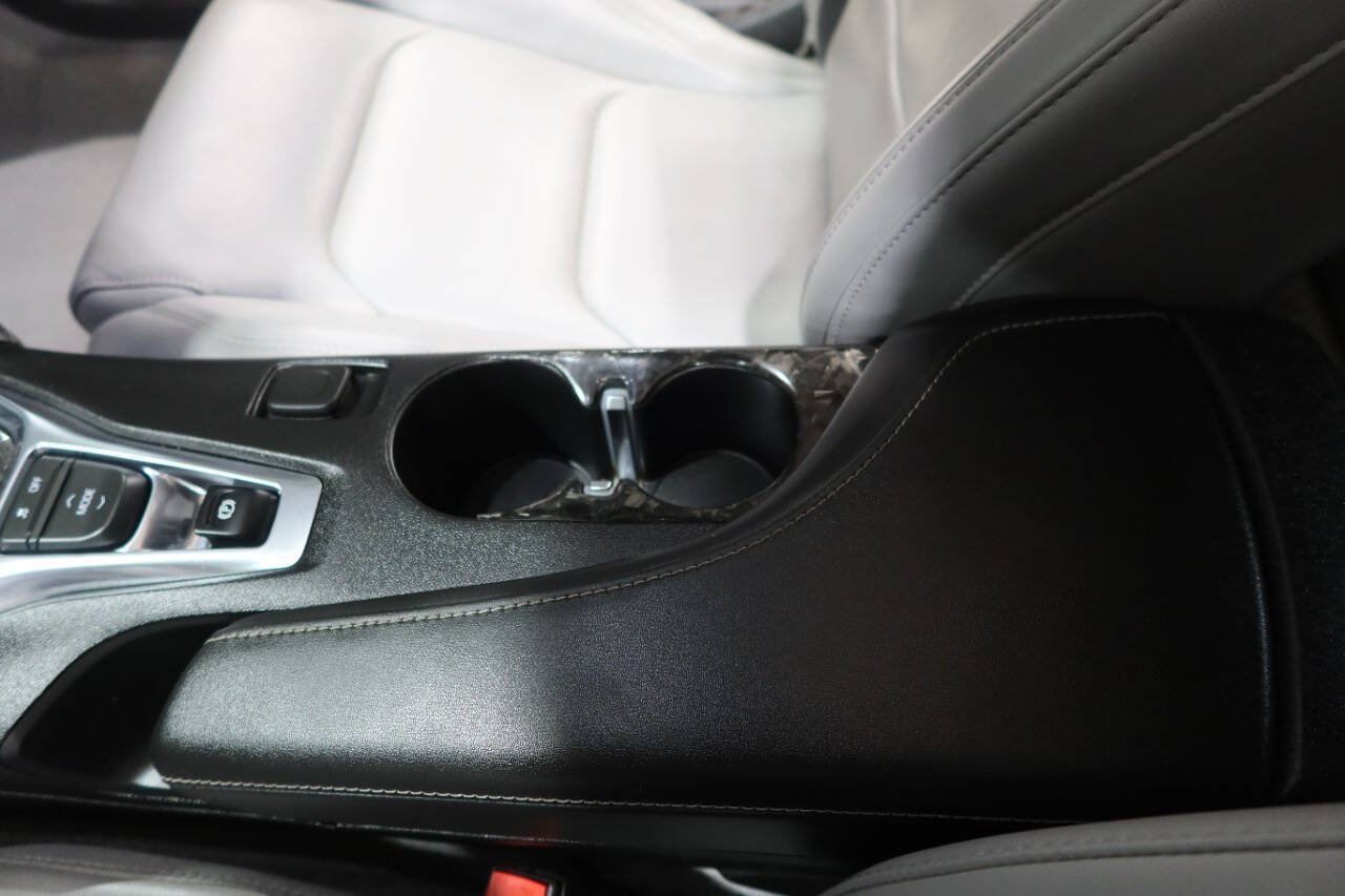 Used 2021 Chevrolet Camaro SS RWD image 30
