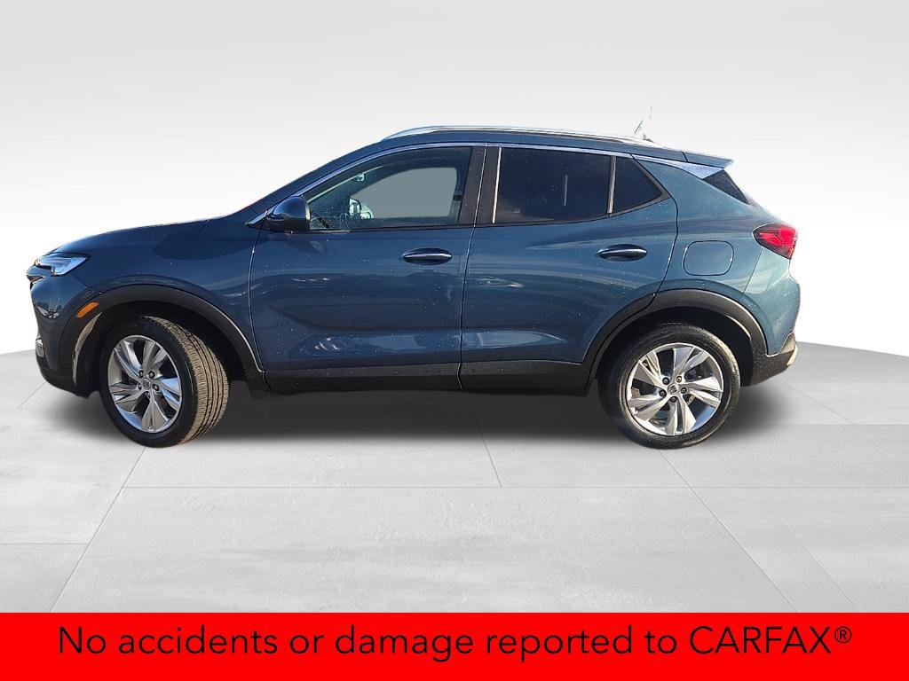 Used 2024 Buick Encore GX Preferred AWD/4WD image 2