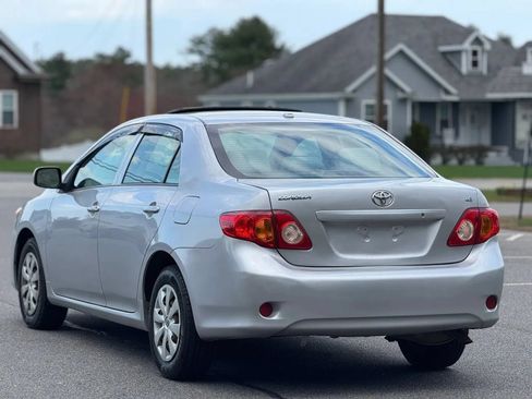 Used 2009 Toyota Corolla LE FWD image 8