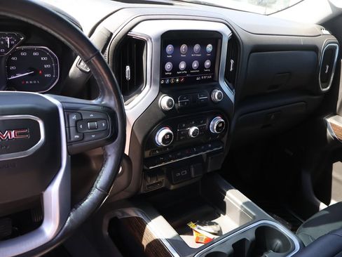 Used 2020 GMC Sierra 1500 Elevation w/ Elevation Value Package AWD/4WD image 28