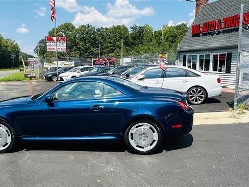 Used 2004 Lexus SC 430 Convertible image 2