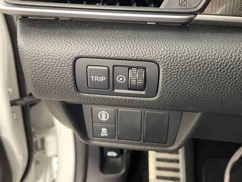 Used 2018 Honda Accord Sport image 10