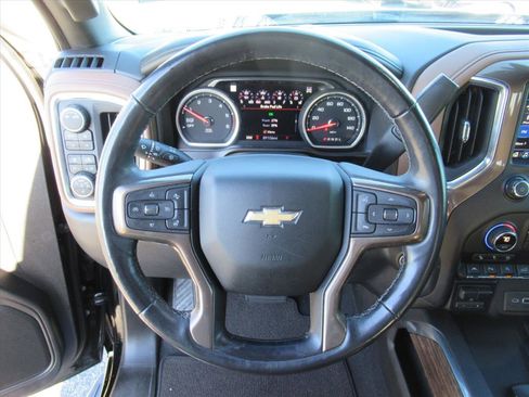 Used 2020 Chevrolet Silverado 1500 High Country image 17