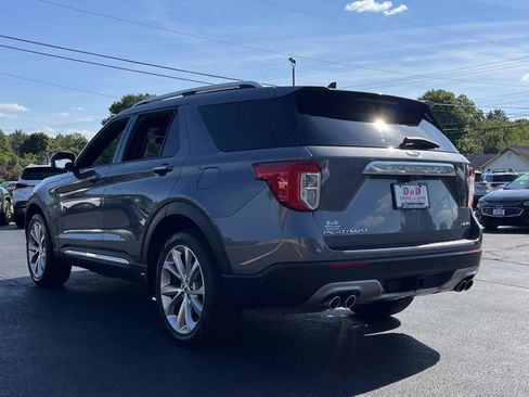 Used 2021 Ford Explorer Platinum w/ Equipment Group 601A AWD/4WD image 3