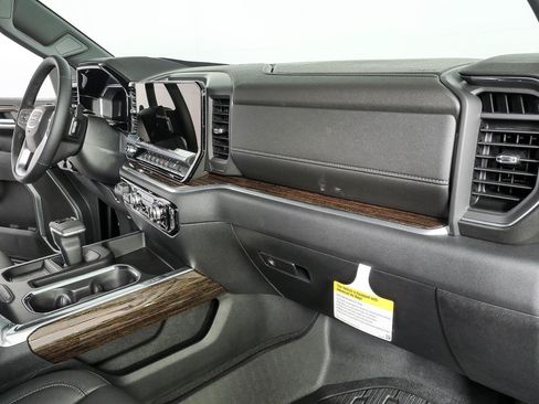 New 2026 GMC Sierra 1500 Elevation w/ Elevation Premium Package AWD/4WD image 23