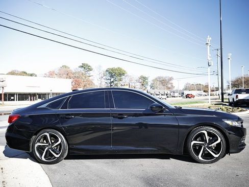 Used 2019 Honda Accord Sport image 8