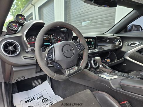 Used 2017 Chevrolet Camaro ZL1 RWD image 30