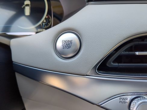 Used 2022 Hyundai Palisade Calligraphy image 31