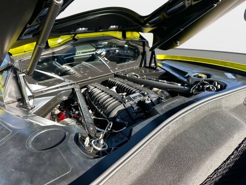 Used 2024 Chevrolet Corvette Z06 image 16
