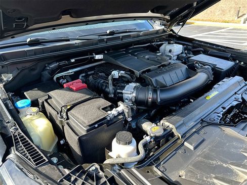 Used 2024 Nissan Frontier Pro-X w/ Technology Package image 26