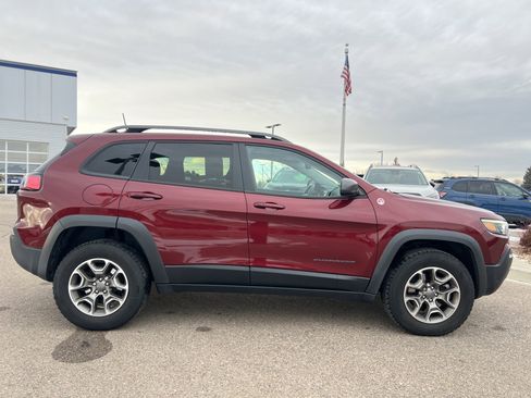Used 2020 Jeep Cherokee Trailhawk w/ Comfort/Convenience Group image 9