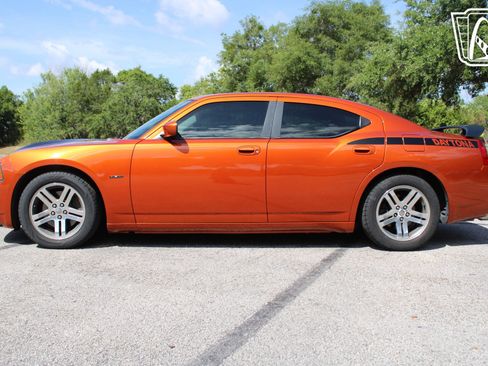Used 2006 Dodge Charger R/T RWD image 18
